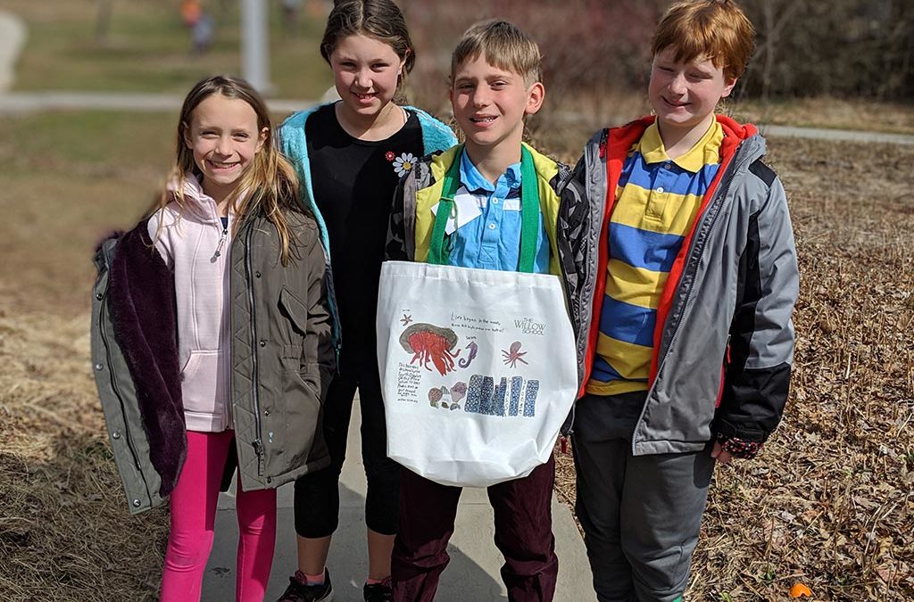 Fourth Graders Fundraise, Ask Governor to Reduce Plastic
